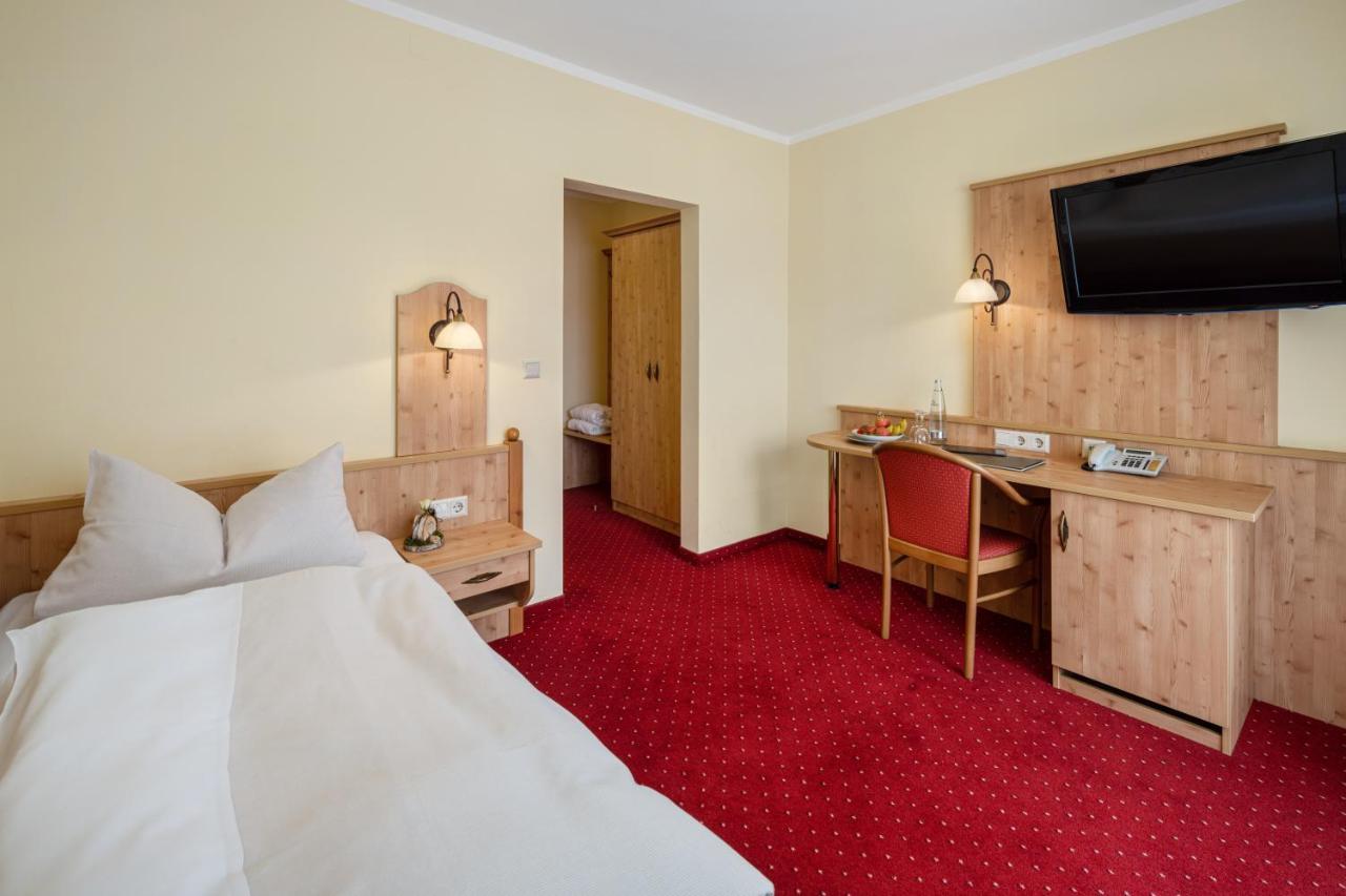 Hotel Zur Post Bad Abbach Szoba fotó