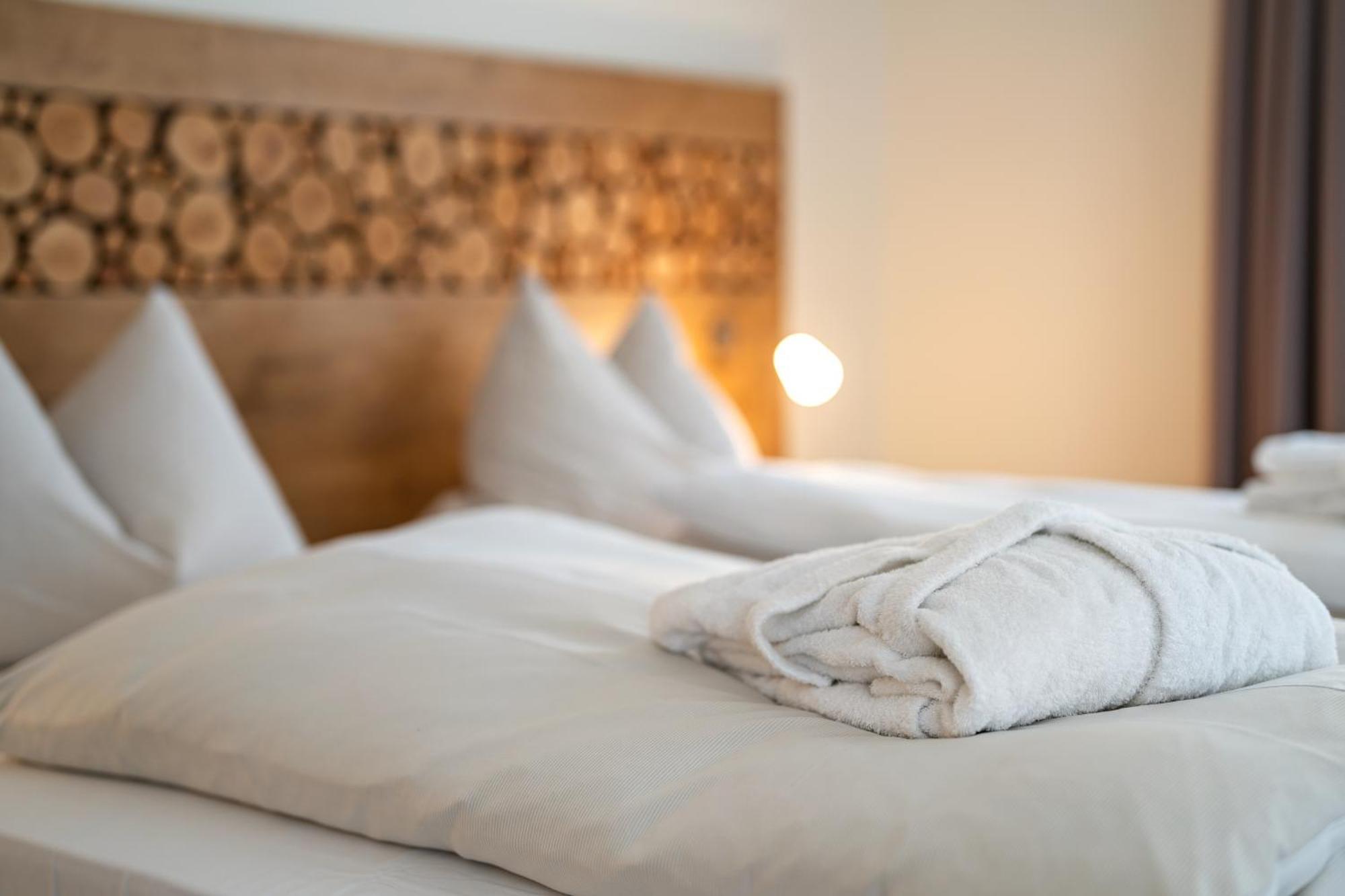 Hotel Zur Post Bad Abbach Szoba fotó